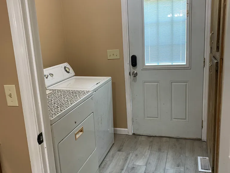55 Poplar Ln — Photo 7