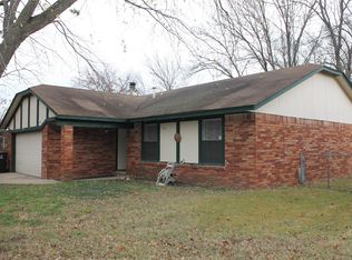 8013 S Date Ave, Broken Arrow, OK 74011