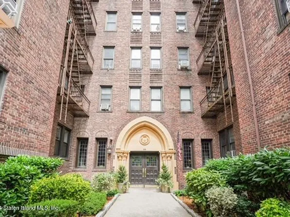 215 Hart Blvd APT 3J, Staten Island, NY 10301