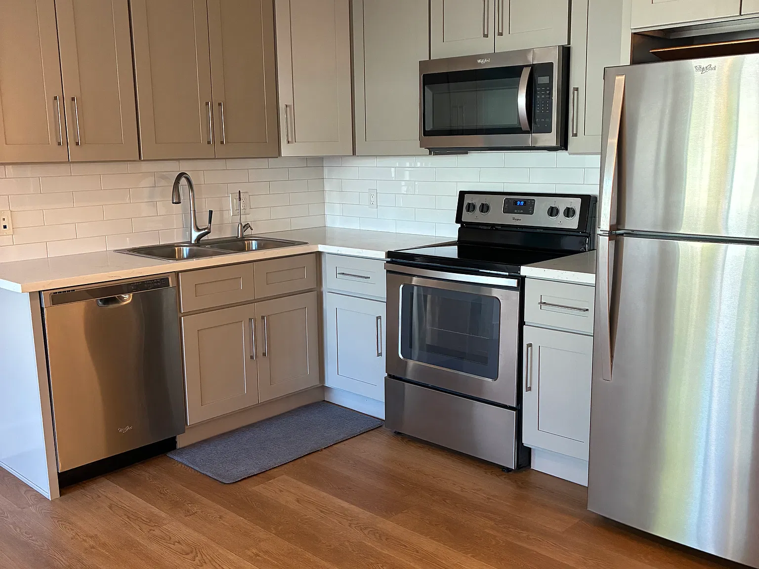 1 bed, 700 sqft, $2,500 — Photo 4