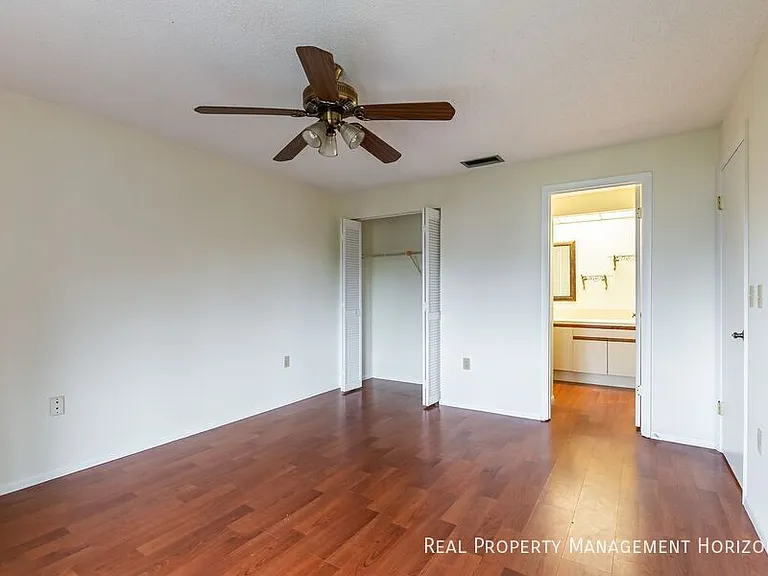 251 Fenwick Dr #14 — Photo 12