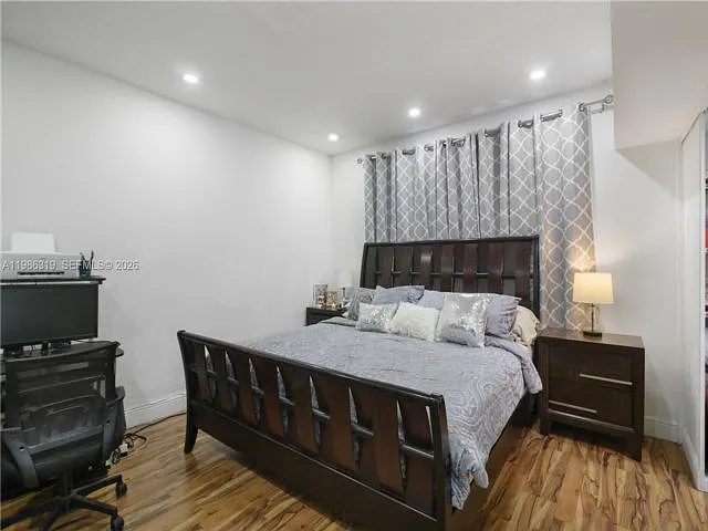 10135 SW 139th Pl — Photo 3