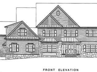 2 Berwick Rd, Scarsdale, NY 10583