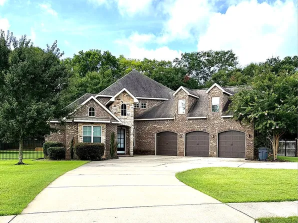 105 Stonegate Trl, Perry, GA 31069