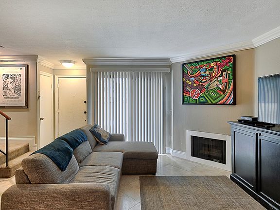5th image of 13540 Hubbard St Unit 39