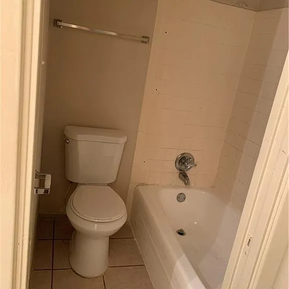 7206 Creekside Dr #B — Photo 12