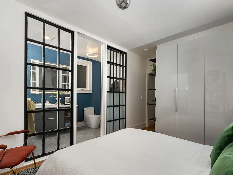 1023 Broadway #1023 — Photo 34