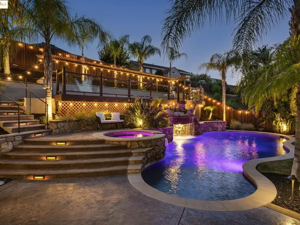 5228 Steven S Stroud Dr, Antioch, CA 94531