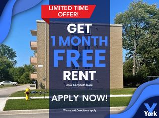 273 Queen St, Sarnia, ON N7T 2S1