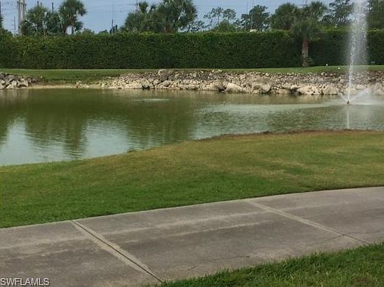 4th image of 1049 Silver Lakes Blvd