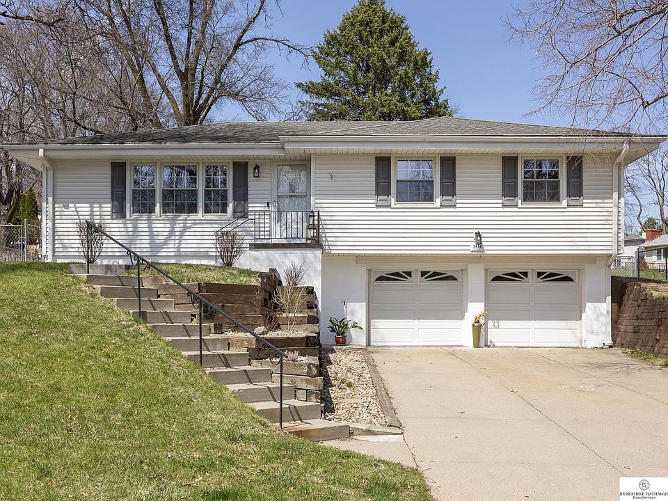 1st image of 3614 Armbrust Dr