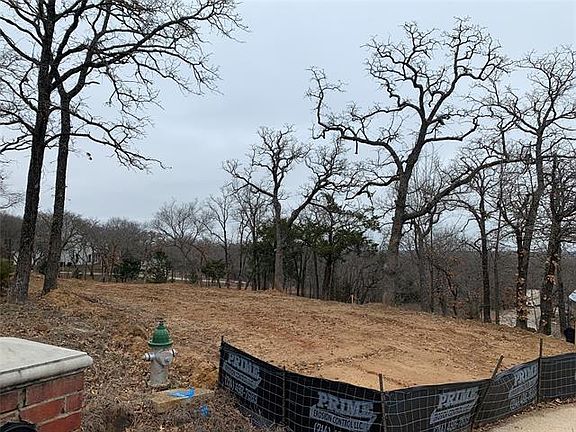 5th image of 3015 Canyon Bluff Ct