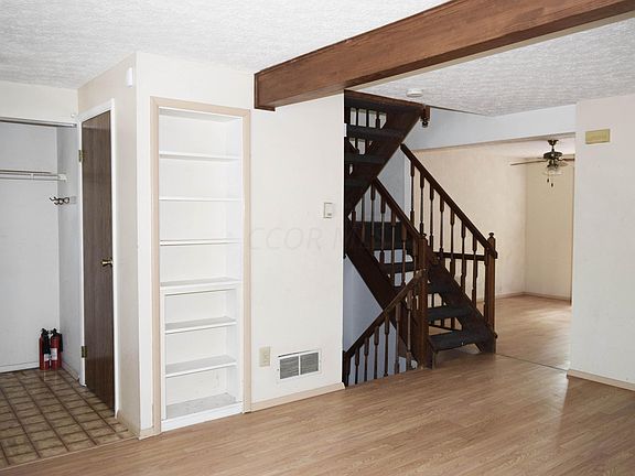 5th image of 3841 Julia Ct
