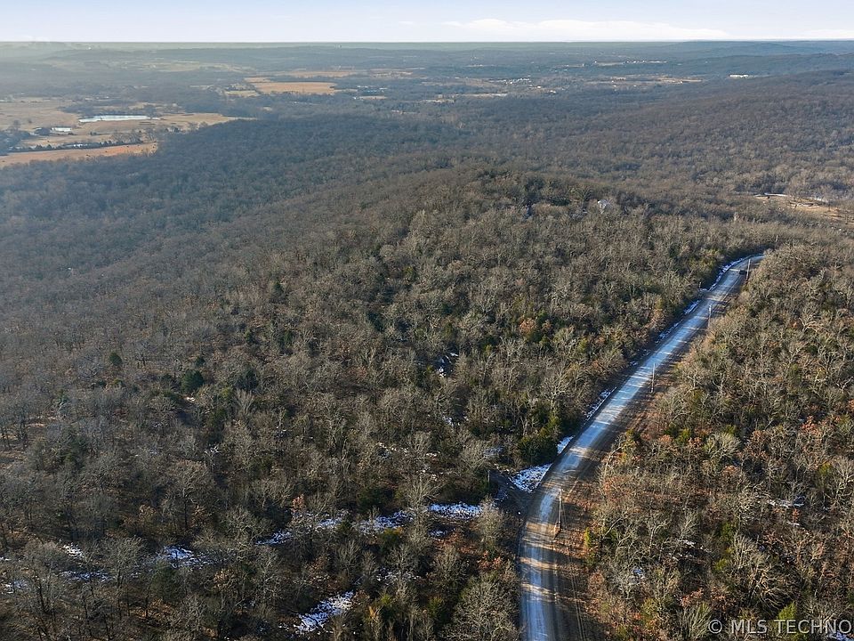 16th image of 1898 Tulsa Mountain Ranch Rd