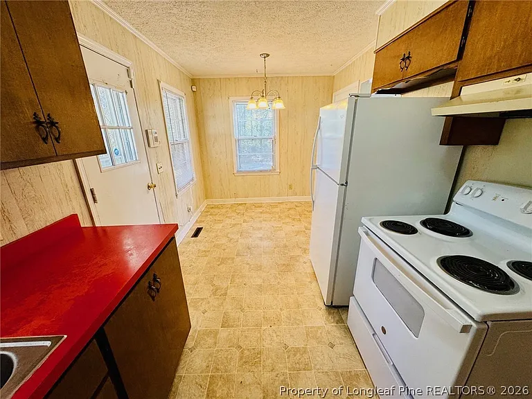 803 Floyd St — Photo 16