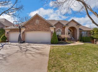 5301 S Whitmore Ave, Springfield, MO 65810