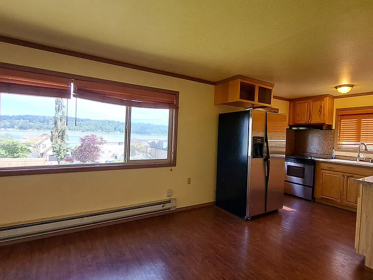 1357 Jacobsen Blvd — Photo 8