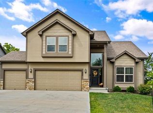 1902 Curtis Dr, Greenwood, MO 64034