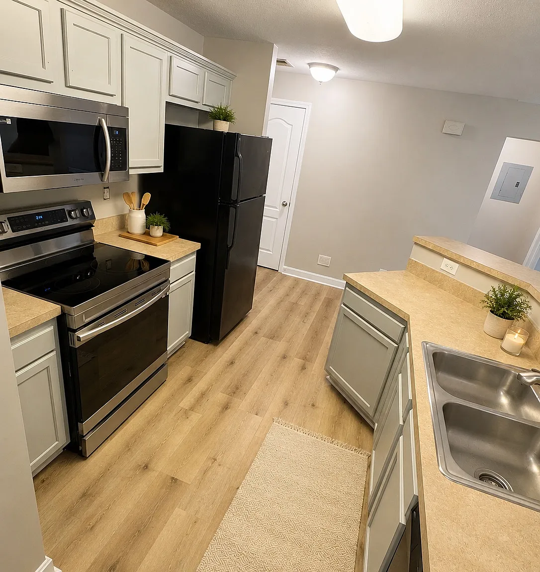 7309 Saint Andrews Woods Cir — Photo 2