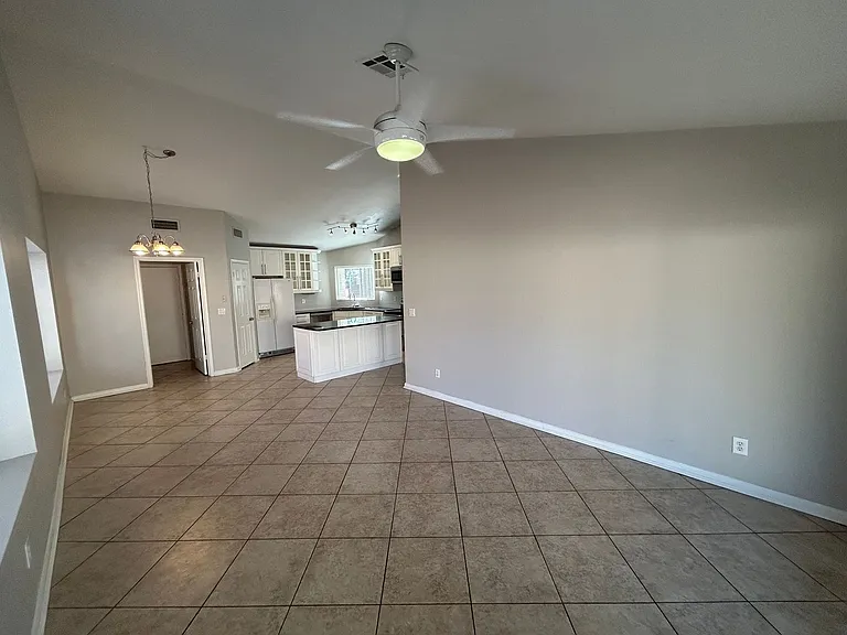 16435 S 43rd St — Photo 5