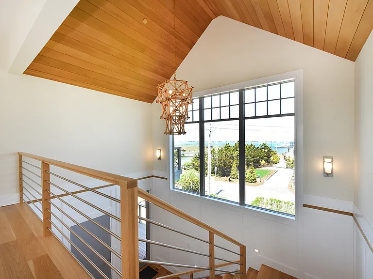 451 Dune Rd — Photo 21