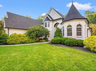 6450 Cooper Rd, Cincinnati, OH 45242