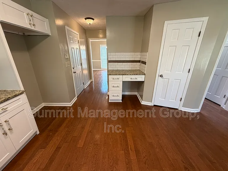 1611 Ellington Rd SE — Photo 19