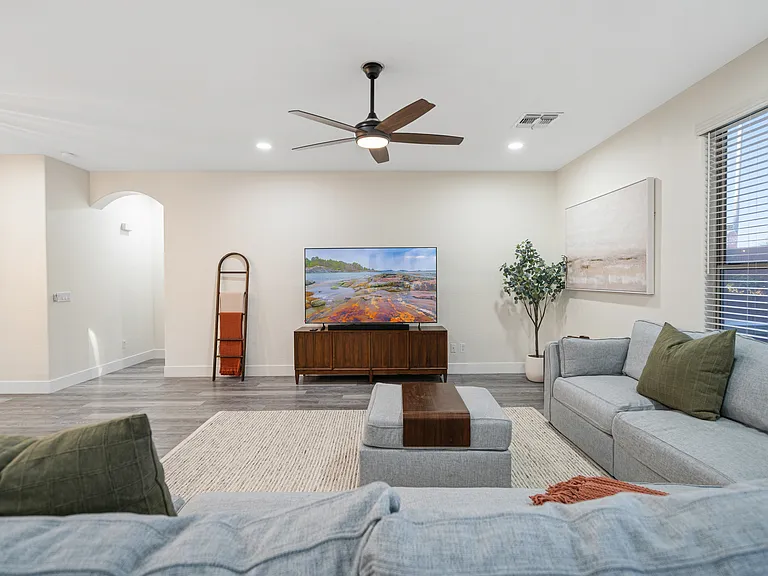 5419 S Scott Pl — Photo 12