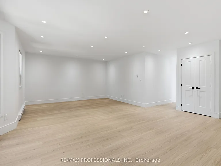 105 Cavell Ave — Photo 6