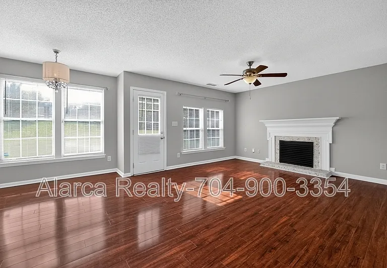 1901 Misty Vale Rd — Photo 6