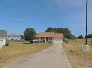 86 Peach Blossom Cir, Sanford, NC 27332