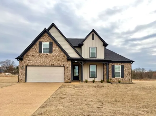 200 Hughetta St S, Oakland, TN