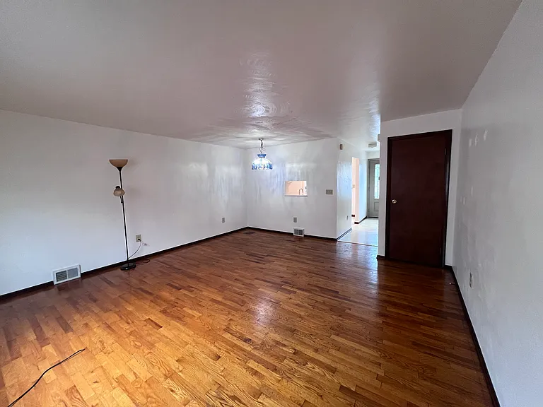 220 Orchard Hill Dr #B — Photo 24