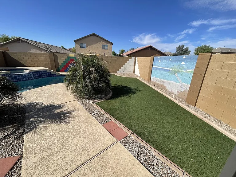 39974 W Thornberry Ln — Photo 26