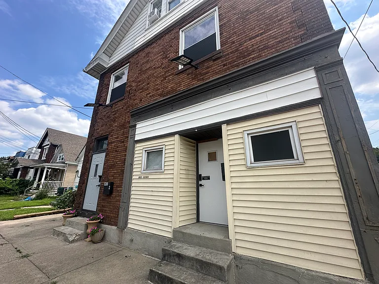 5200 Hunter Ave #1 — Photo 19