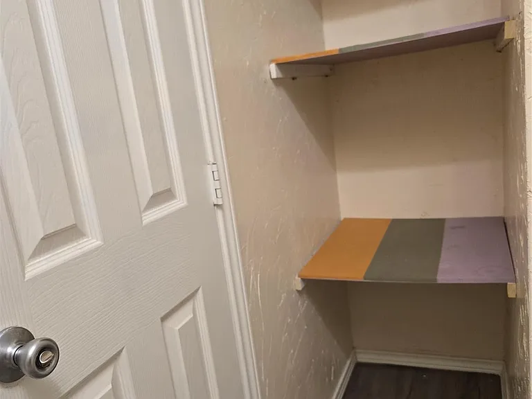 1421 Bryan Dr — Photo 18