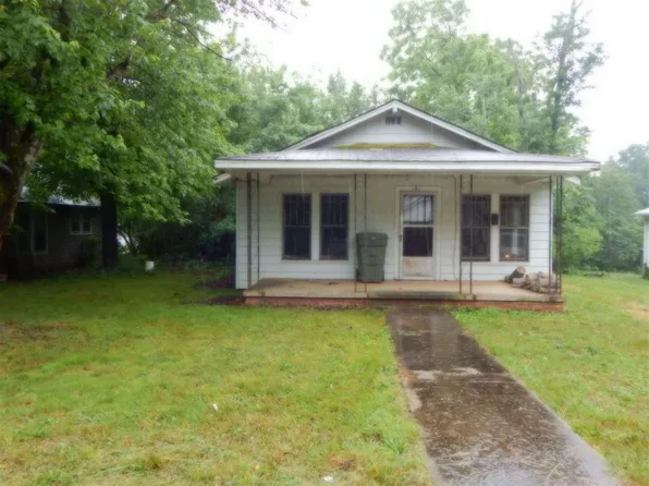121 Georgia St, Rutherfordton, NC 28160
