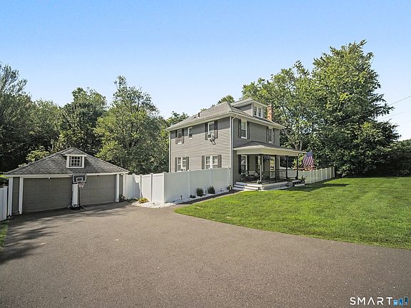 3rd image of 37 Hall Hill Road