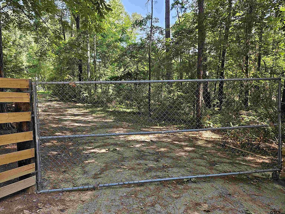 1st image of 21415 Apache Rd