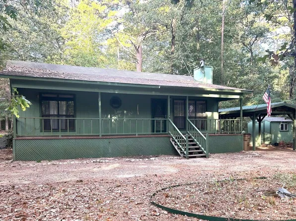 1931 Valleywood Trl, Holly Lake Ranch, TX 75765