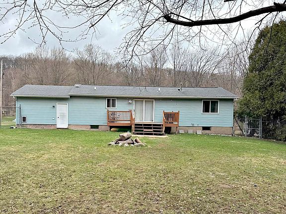 2nd image of 623 County Rd