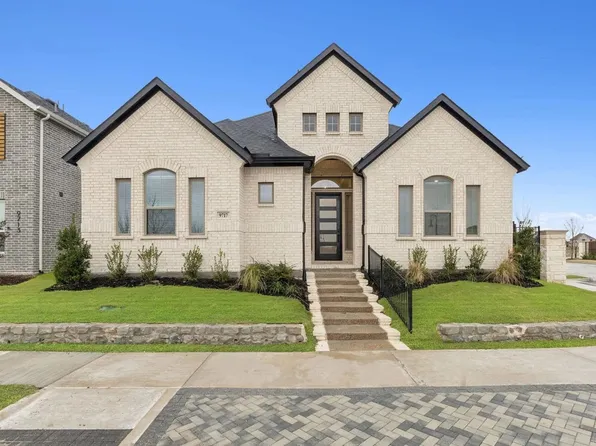9816 Dahlia Blvd, Forney, TX 75126