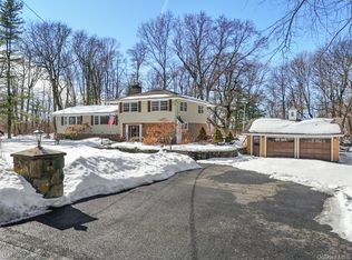 55 Hoags Cross Rd, Ossining, NY 10562