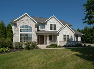 8412 Grapevine Cir, Mattawan, MI 49071