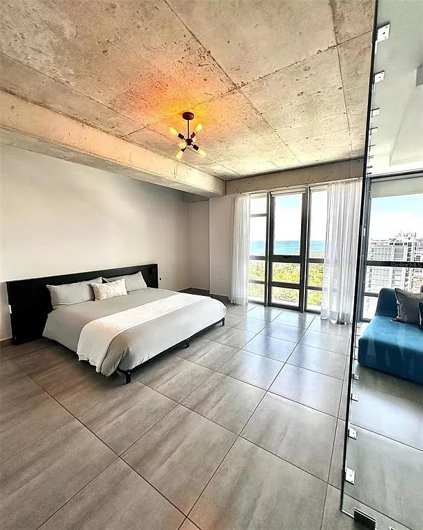 1 bed, 2.0 bath, 1126 sqft, $4,500 — Photo 2