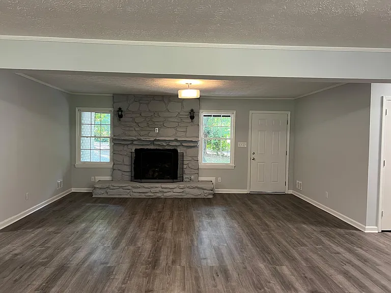 1190 Hope Rd — Photo 8