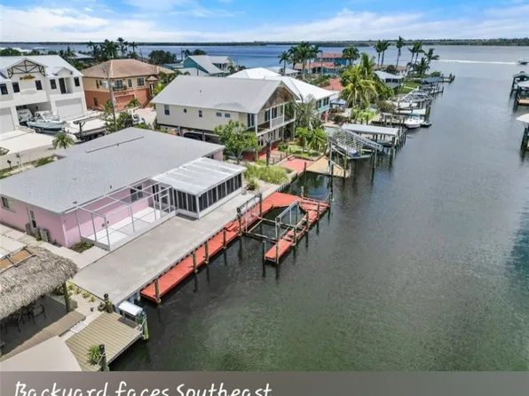 2733 Bruce St, Matlacha, FL 33993