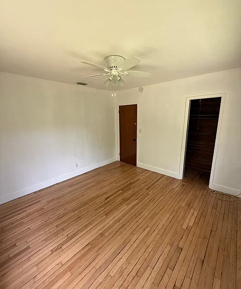 1545 Mantua Ave — Photo 26