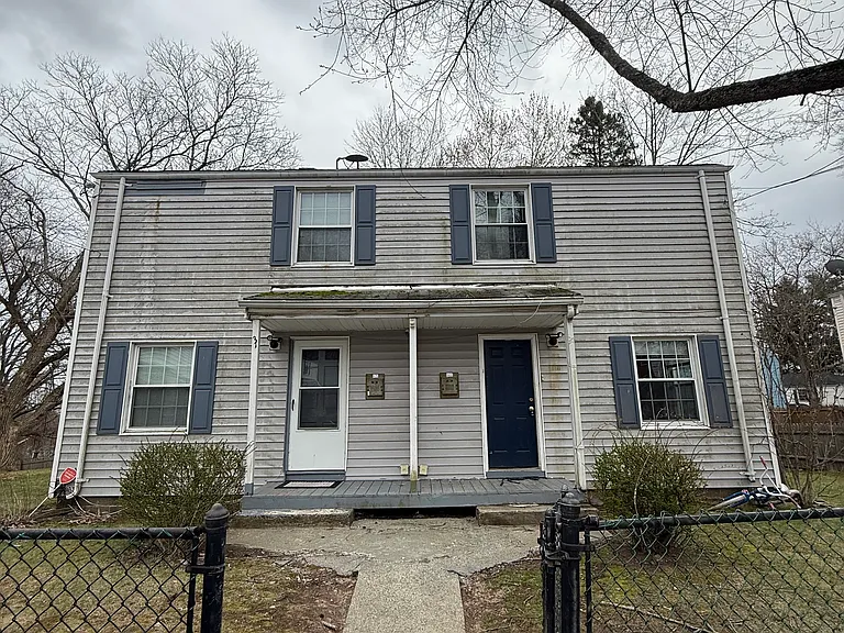 30 Hilltop Rd #1R — Photo 13