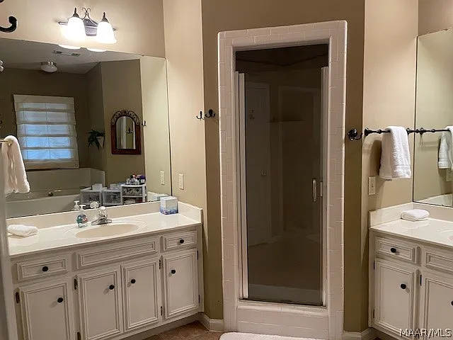 8136 Greyfield Dr — Photo 12